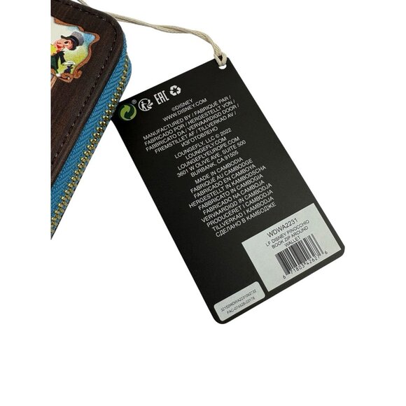 *New Loungefly Disney Pinocchio Classic Story Book Zip Around Wallet NWT - Picture 2 of 6